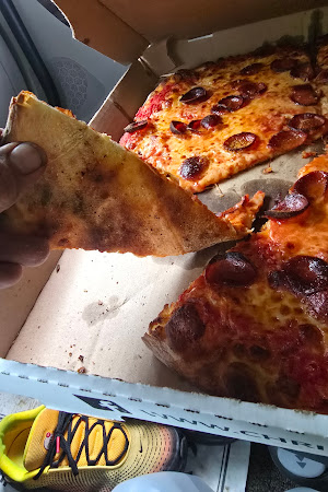 Pizza review photo