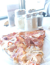 Frank Pepe Pizzeria Napoletana_Amanti Della Carne