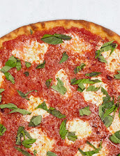 Frank Pepe Pizzeria Napoletana_Margherita