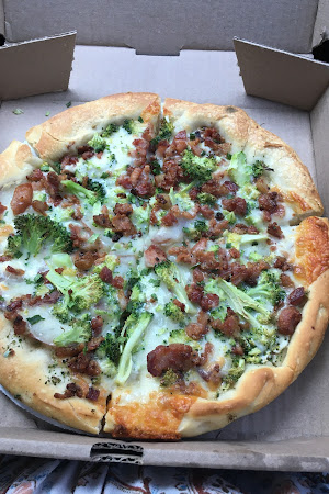 Pizza review photo